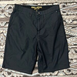 Billabong Submersibles Shorts. Size 28